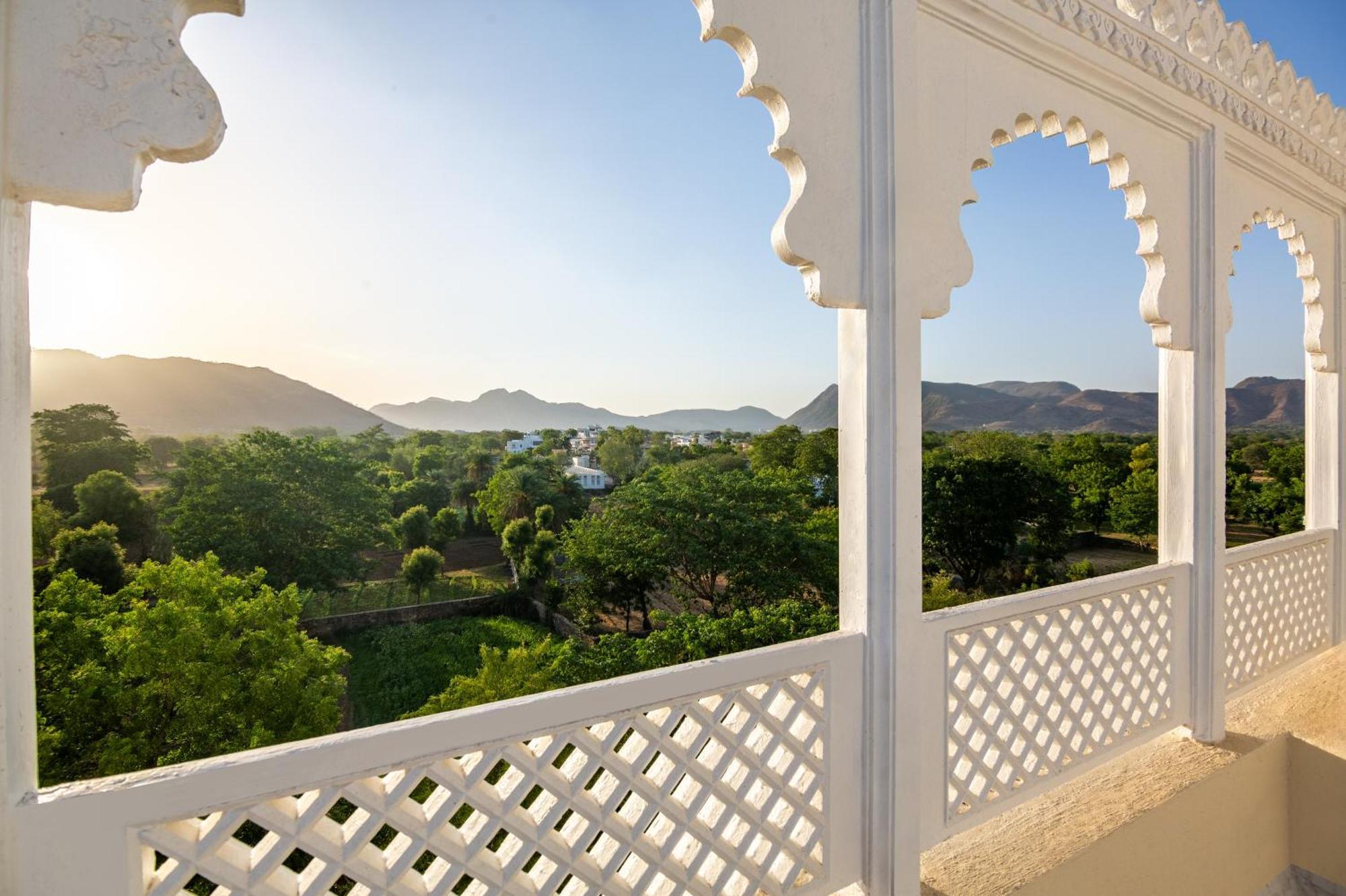 Sterling Aravalli Udaipur Eksteriør bilde